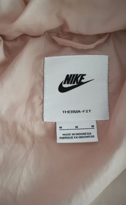 Geaca dama Nike roz pal