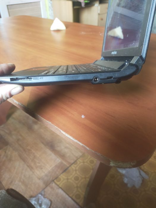 Продам ноутбук emachines