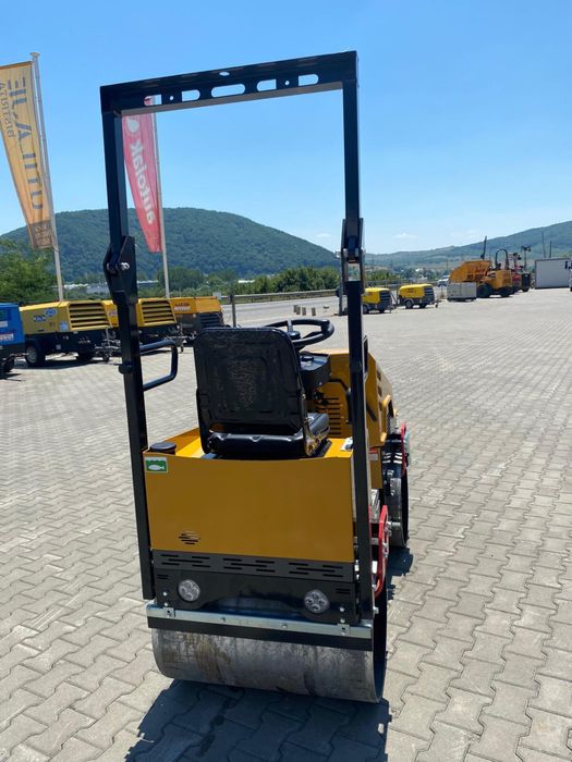 Vand cilindru compactor 1000 kg