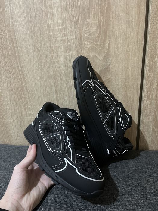 Chiristian dior marimea 42 nefolositi