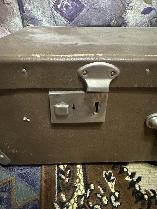 Старый чемодан ССР