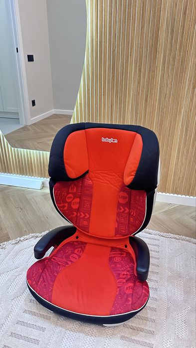 Продам автокресло