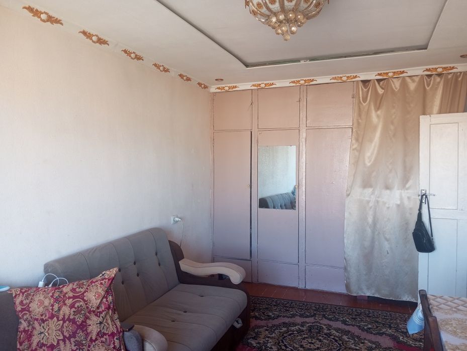 Продаю 2 х комнитни квартиру