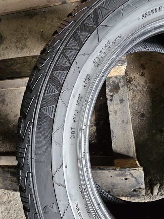 2 anvelope iarna 225 55 17C  Continental 2023 6.3mm