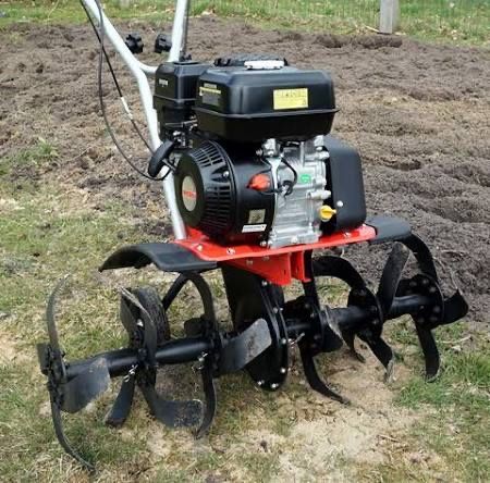 Вспашка земли-культивация