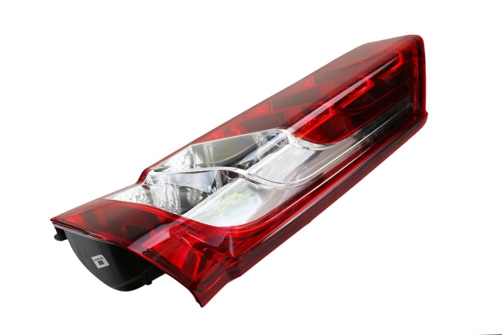 Стопове Стоп Задни Светлини Е4-марк за бус Ивеко IVECO DAILY VI 2014-