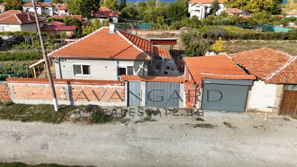 Продава се Къща в с. Момино село, Област Пловдив - 987 кв.м за 355 €/кв.м - Снимка #19