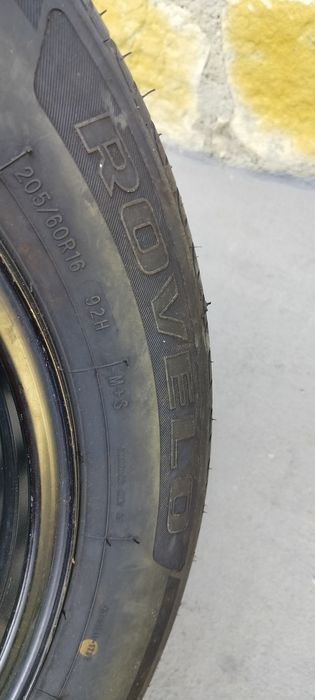 Anvelopa cu janta Captur