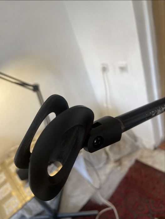 Подставка под микрофон