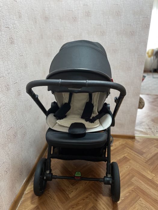 Продам кляску