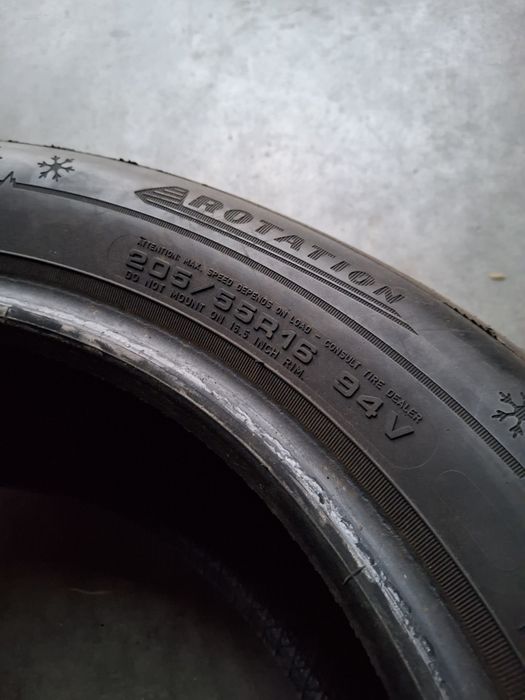 2 Anvelope de iarnă  205 55 r16 Dunlop