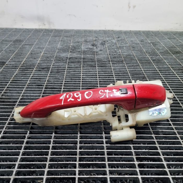 Maner Exterior Usa Stanga Fata SsangYong Tivoli 2015 - 2019 SUV 4 Usi Flaming Red Pear RAM (1290) Garantie