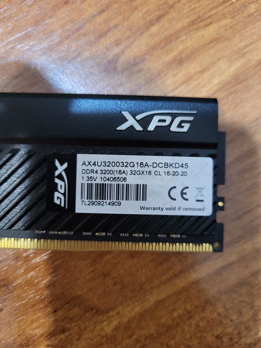 XPG AX4U3200 32G