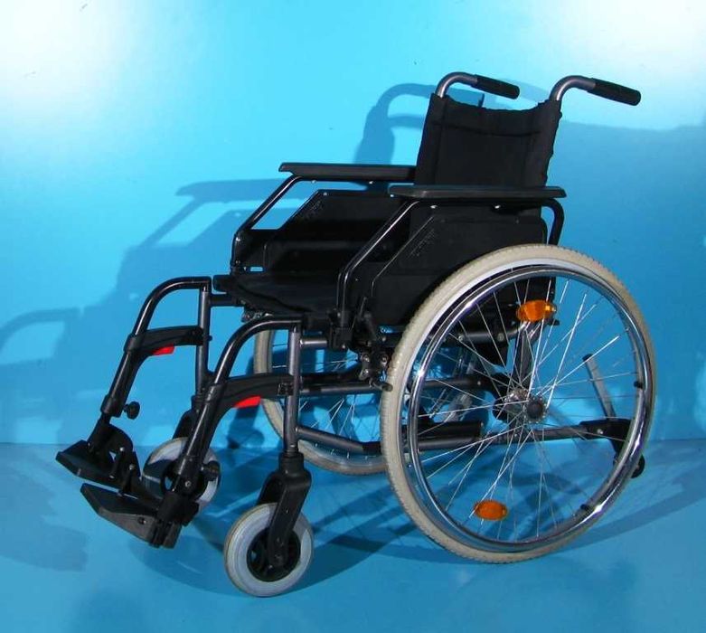 Scaun cu rotile handicap Dietz - latime sezut 45 cm