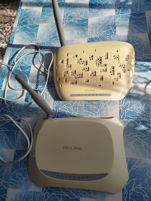 Продаются вайфай роутер .