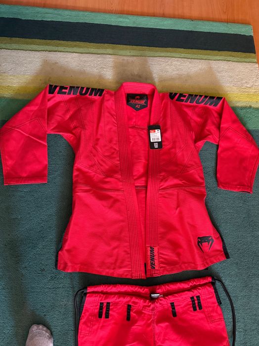 Venum Challenger XT BJJ Gi Kimono A2 – Червено, Чисто Ново