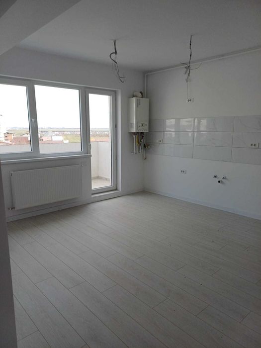 Apartamente și case