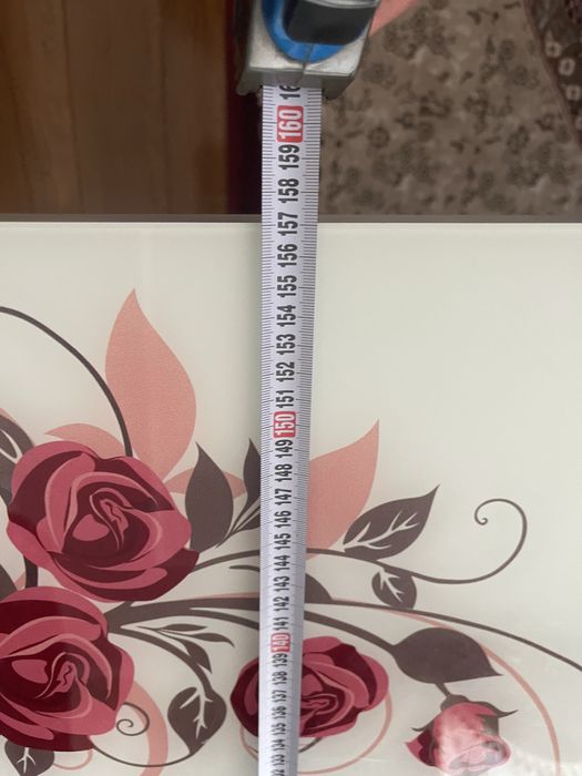 Продам стол трансформер со стульями 6 шт