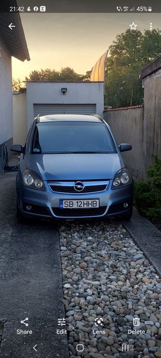 Opel Zafira B an 2005