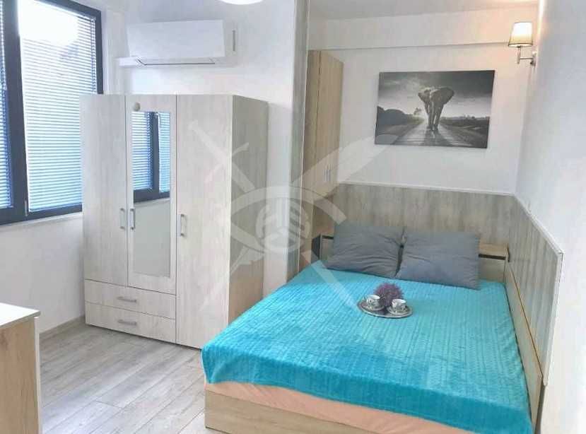 Дава се под наем Тристаен апартамент в Варна, Център - 60 кв.м за 648.21 € - Снимка #3