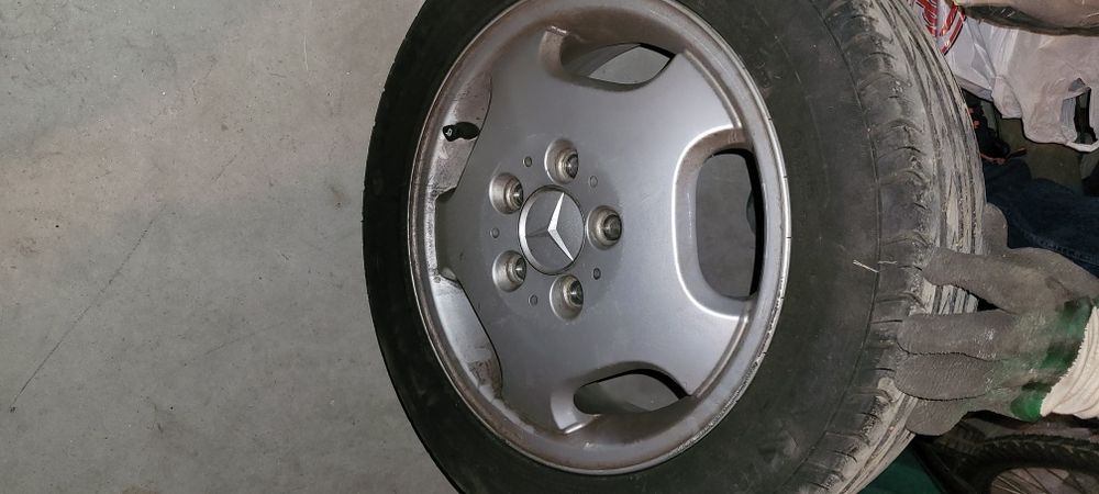 Летни гуми с джанти Мерцедес R15