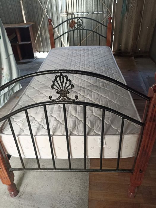 Продам одноместную кровать