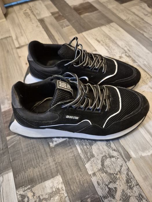 Schimb cu alți adidasi