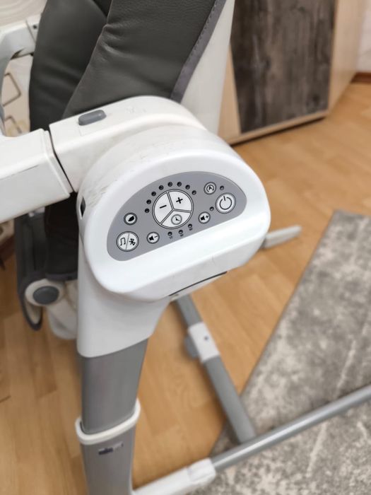 Продам детское кресло качалка 3в1