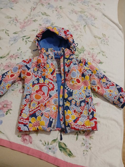 Продам срочно срочно детские куртки
