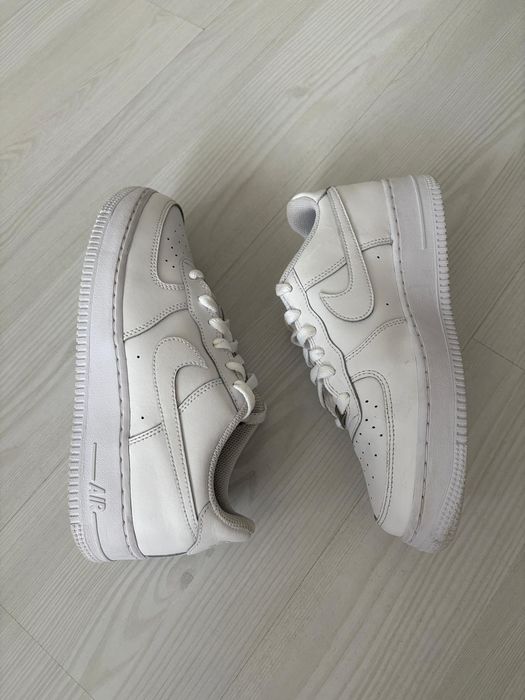 Vând Air force 1 low