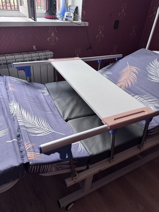 Кровать медицинская