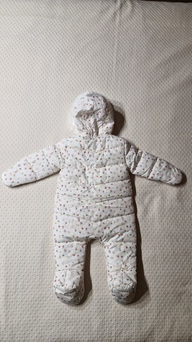 Combinezon copii Primark 74 cm stare foarte bună