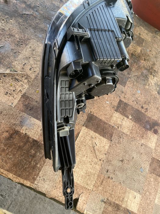 Десен фар за хюндай и20