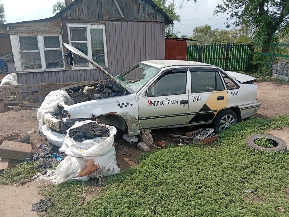 Деу Нексия  продам