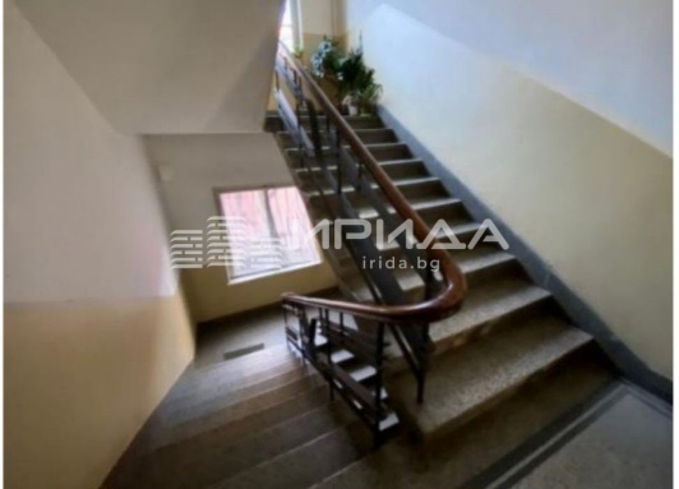 Продава се Тристаен апартамент в София, Център - 86 кв.м за 2010 €/кв.м - Снимка #5