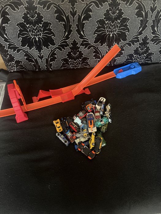 Комплекти HOTWEELS