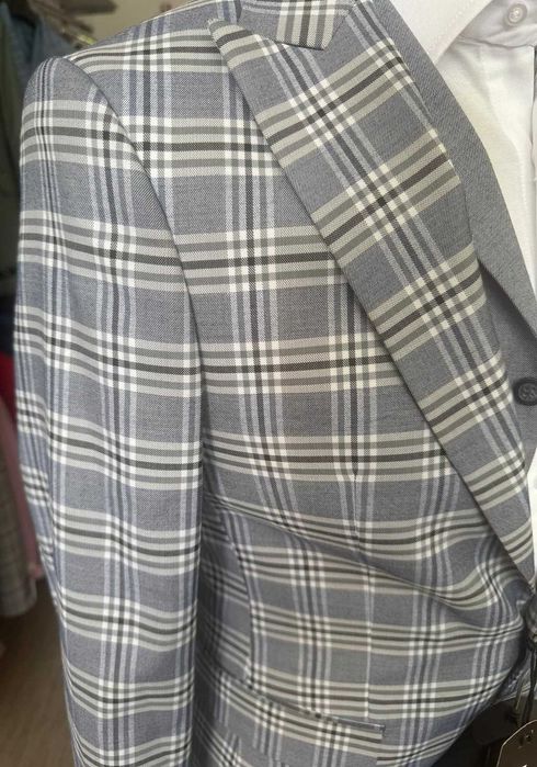 Costum Westeros marime 46