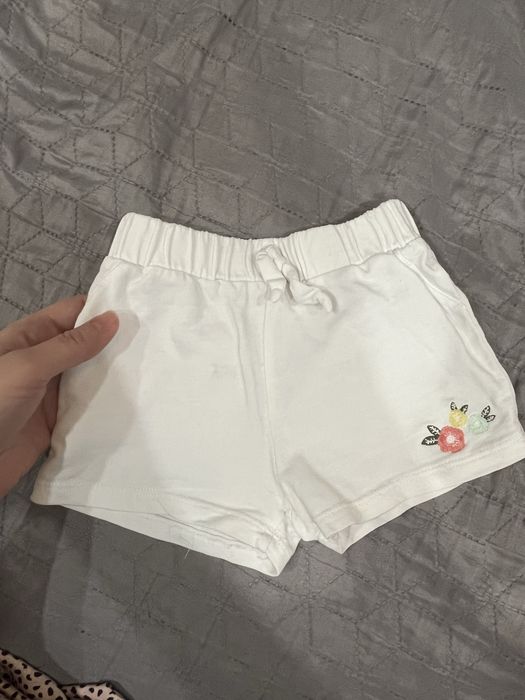 Пакет одежды на девочку 2-4 года