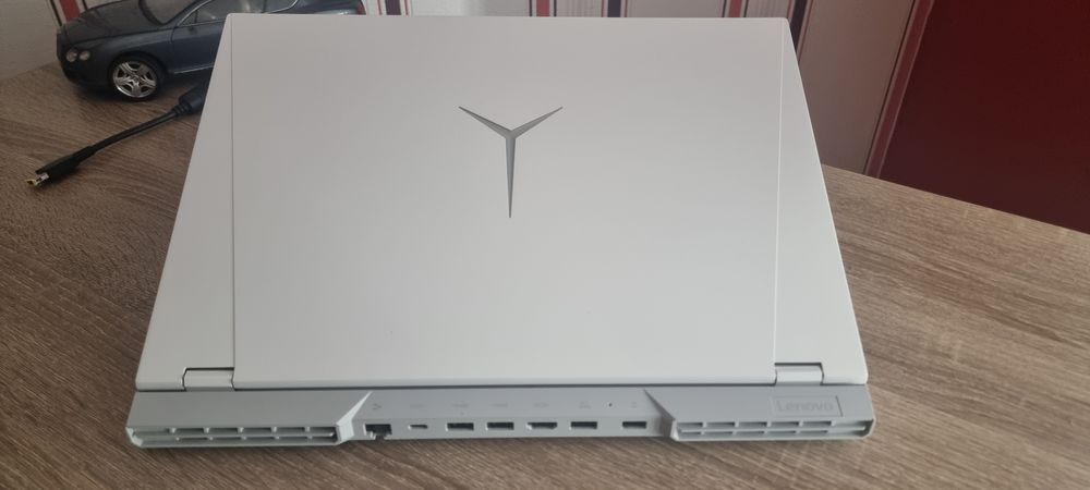 Геймърски Lenovo legion 5 pro 16"