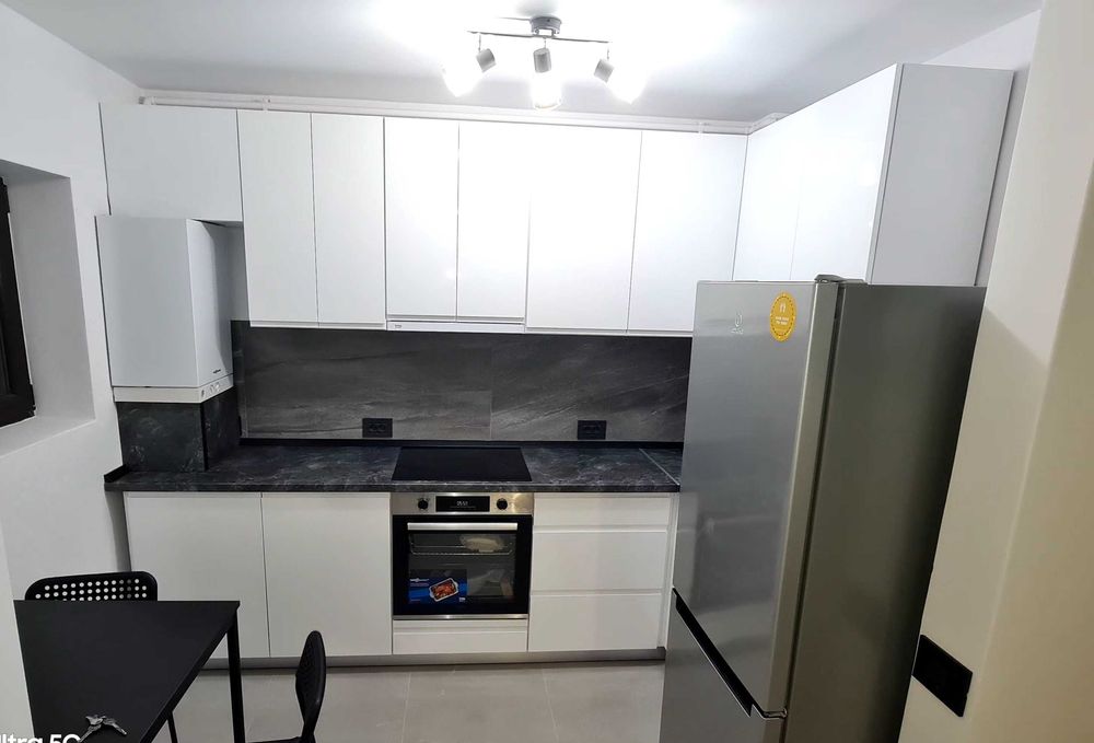 Proprietar , inchiriez 2 cam Otopeni