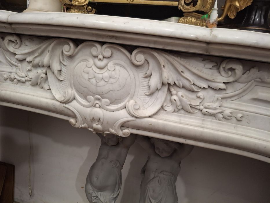 Șemineu ornamental marmură albă de Carrara