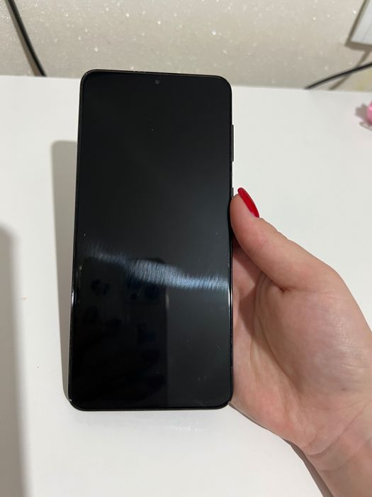 Телефон Samsung s 21