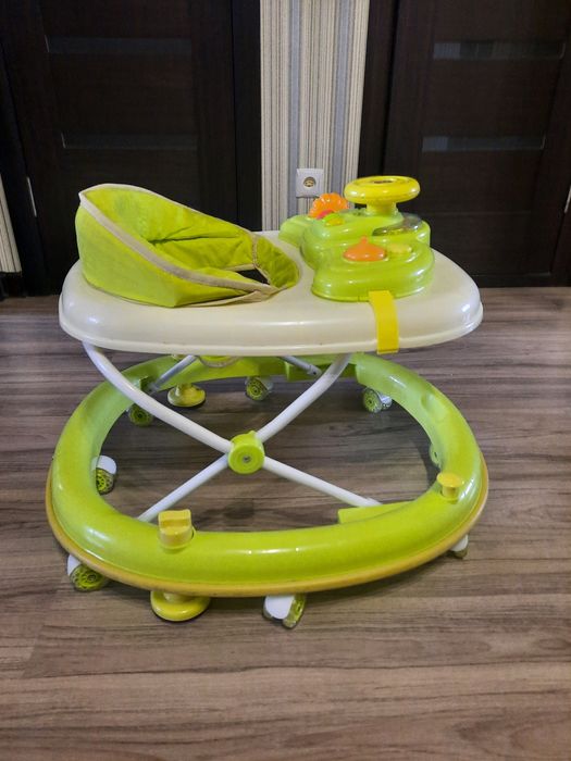 Продам ходунки детские