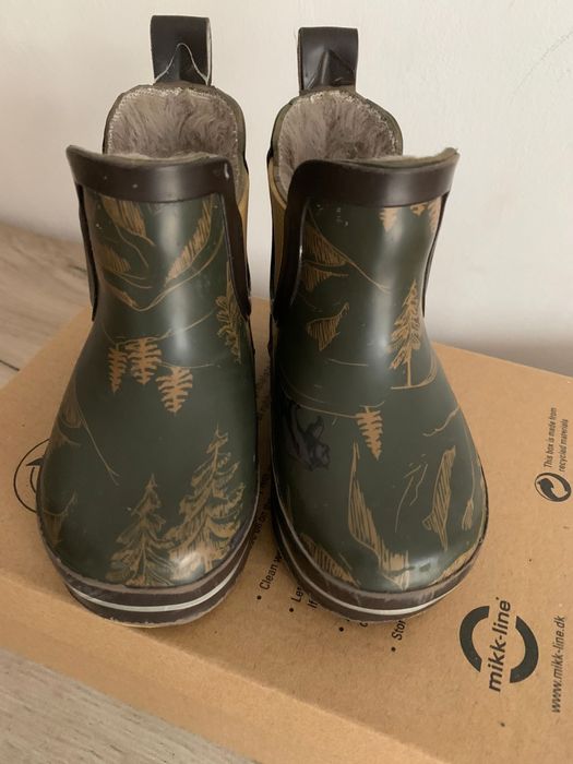 Cizme din cauciuc natural imblanite cu lâna