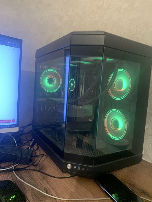 Rtx 4070 ti super i7 32gb ddr5