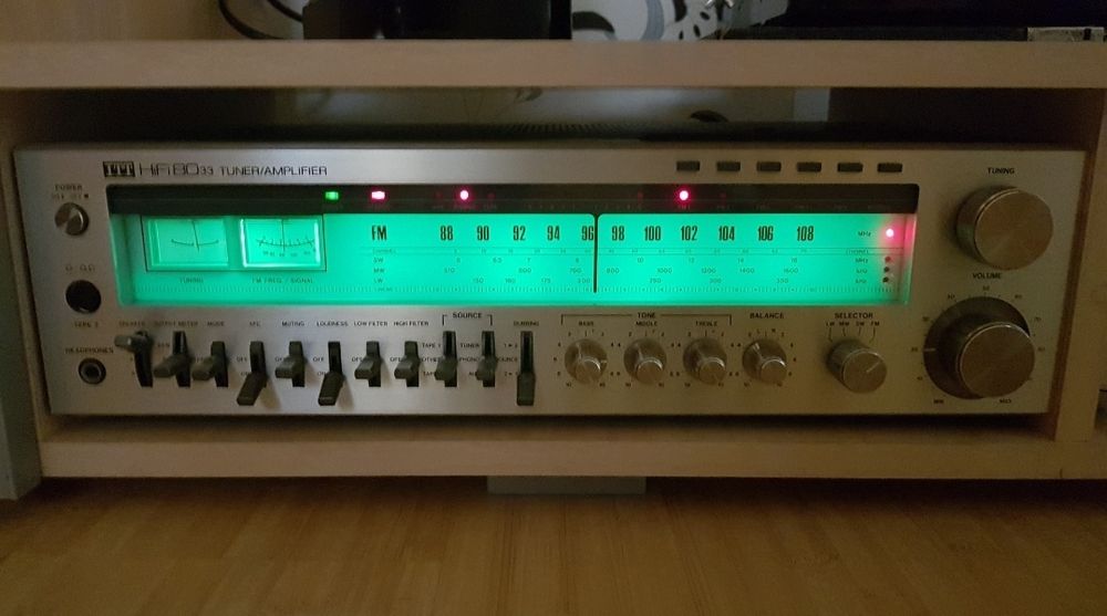 Amplituner ITT 8033