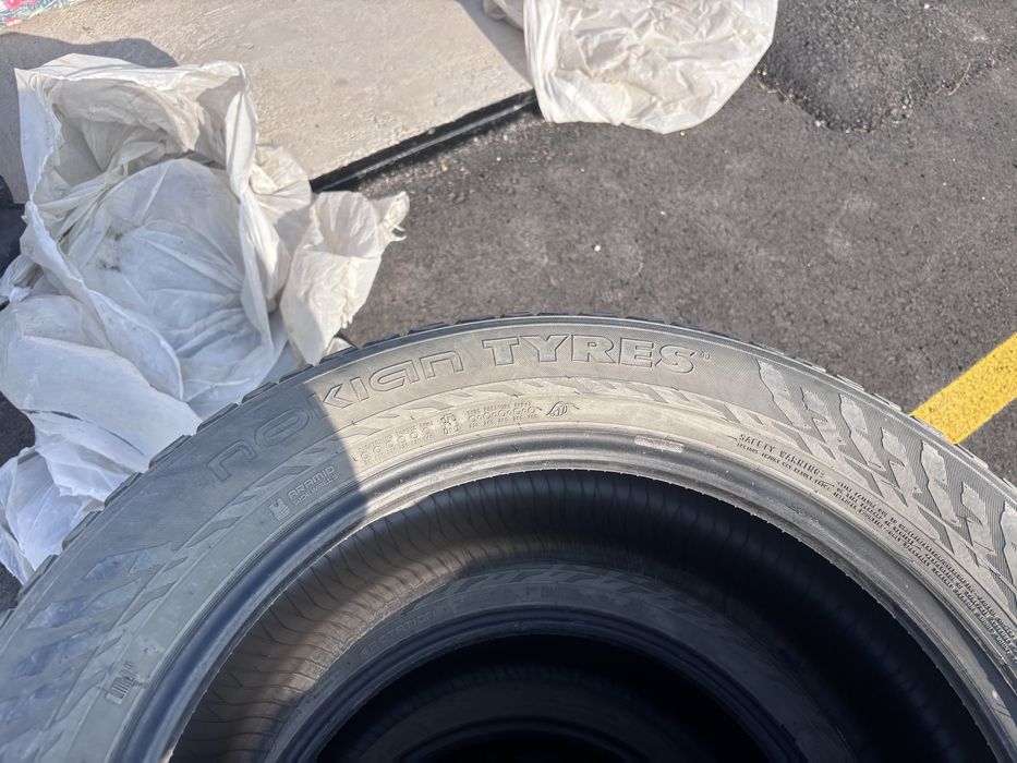 Продам шины 285/50/20