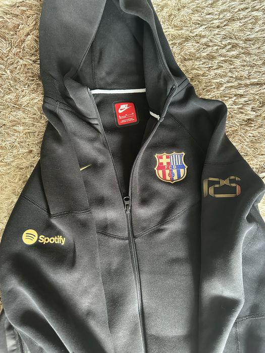 nike tech fleece barcelona