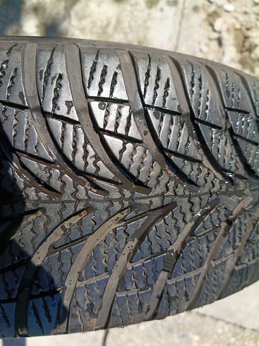 Jantă tabla R14 cu anvelopă allseazon  Goodyear UltraGrip 175/65 R14 / Roată de rezervă