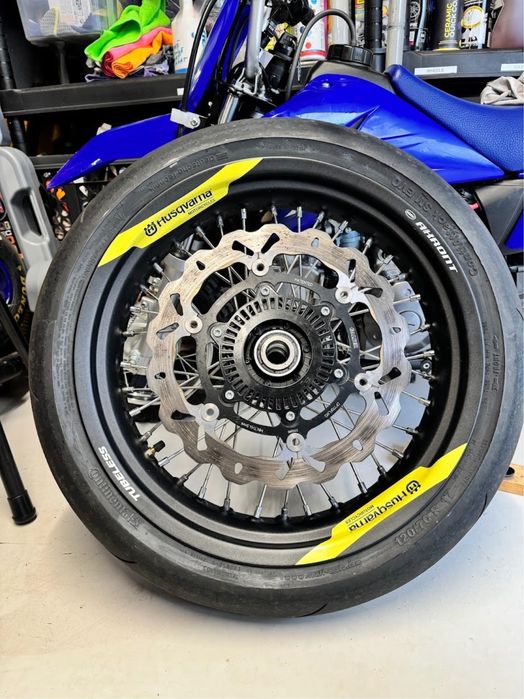 Motocicleta Husqvarna 701 Enduro 2024 Rally 5000 Km